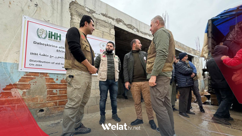 Dezgeha Xêrxwazî ya Barzanî alîkarî dan malbatên kurd ên vegeriyane Efrînê 
