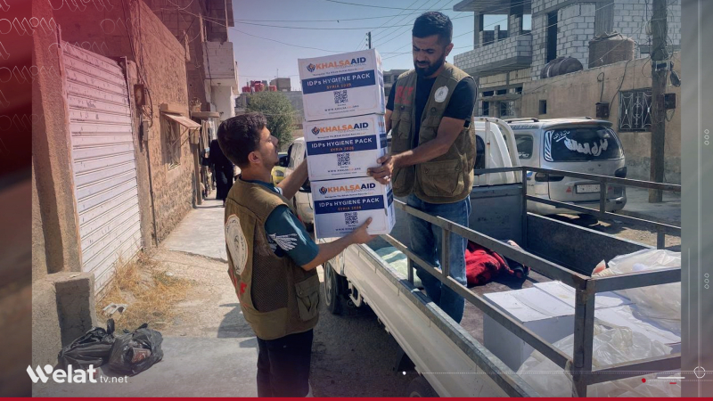 Dezgeha Xêrxwazî ya Barzanî alîkariyan pêşkêşî malbatên vegeriyayî Serê Kaniyê dike