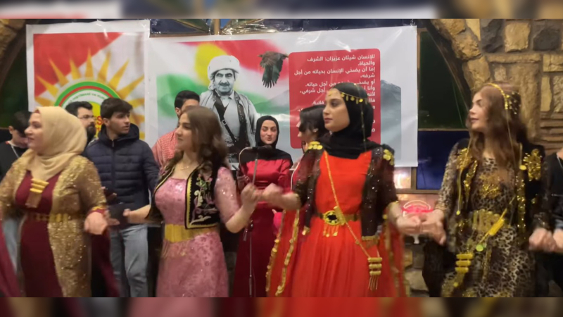 Kurdên li Şamê Barzaniyê Nemir bi bîr tînin 